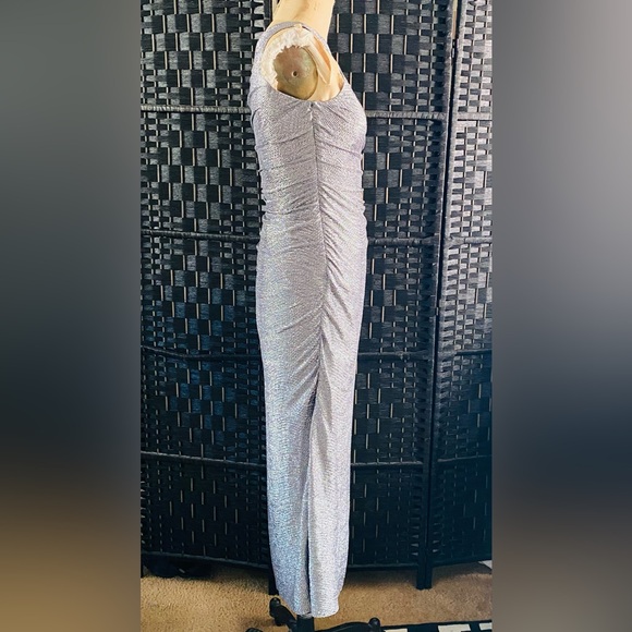 Silver stretch Metallic inside line one shoulder side rhinestones dress - Picture 3 of 3